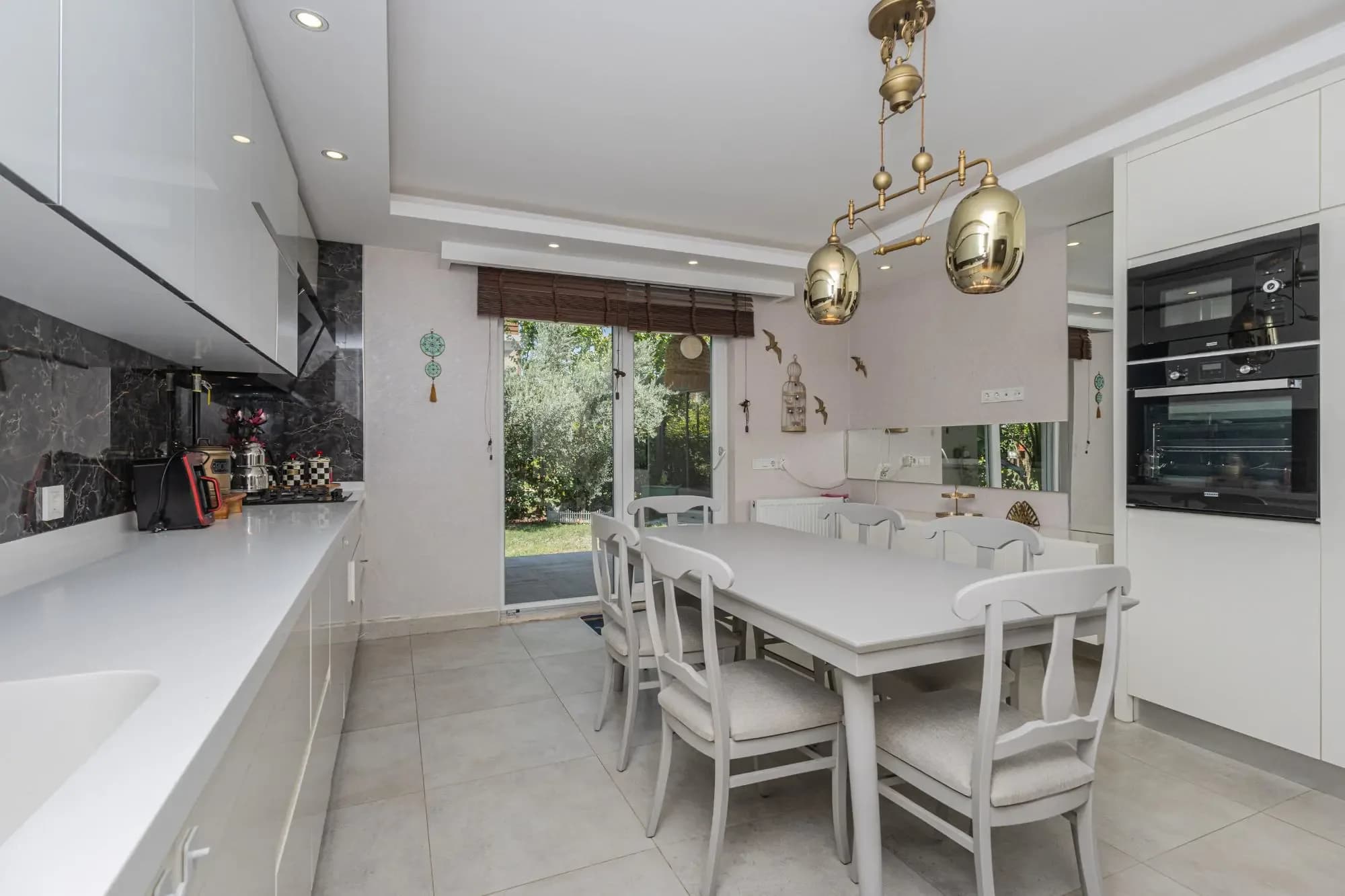 Döşemealtı'nda Full Eşyalı Kiralık 4+1 Site İçi Müstakil Villa fotoğraf 14