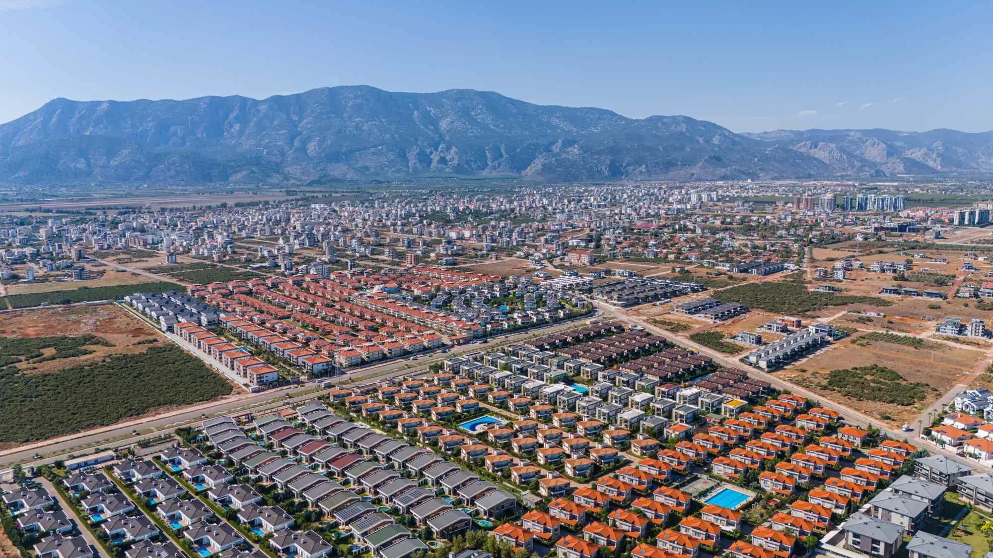 Döşemealtı'nda Full Eşyalı Kiralık 4+1 Site İçi Müstakil Villa fotoğraf 67