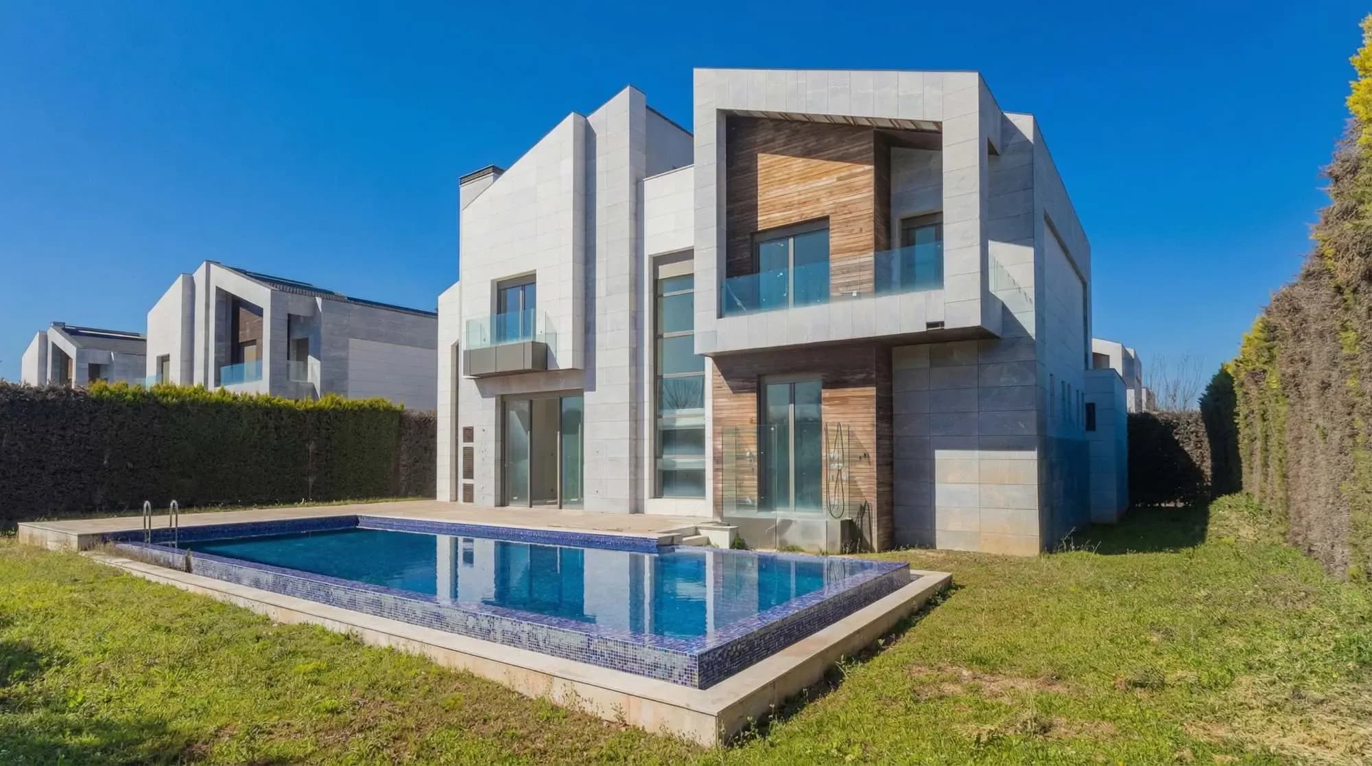 Döşemealtı Uluçınar Konakları'nda Müstakil Köşe Villa