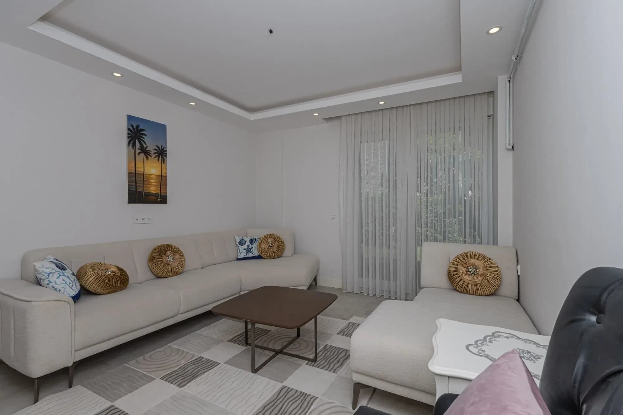 Döşemealtı'nda Full Eşyalı Kiralık 4+1 Site İçi Müstakil Villa fotoğraf 18