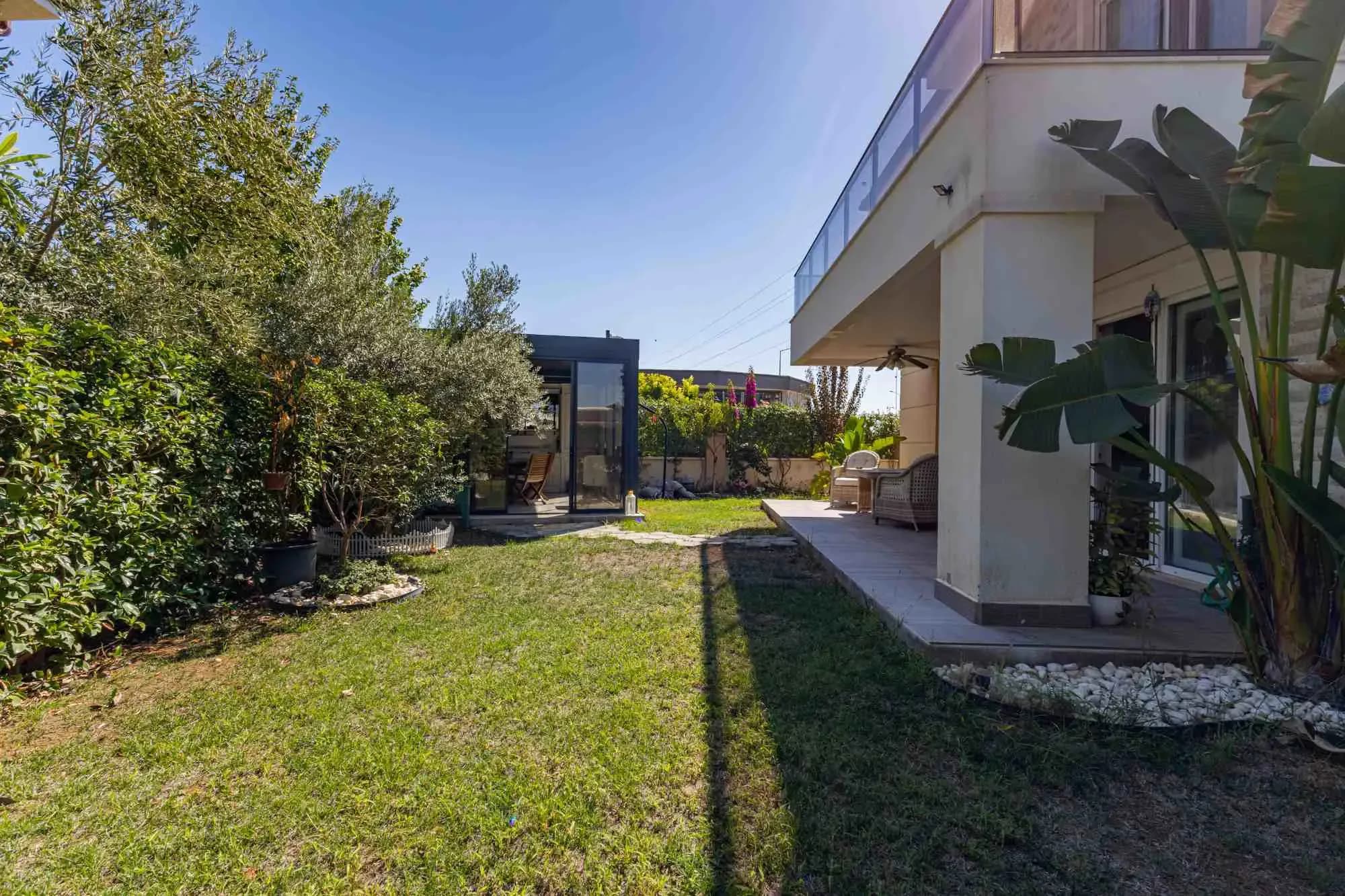 Döşemealtı'nda Full Eşyalı Kiralık 4+1 Site İçi Müstakil Villa fotoğraf 48
