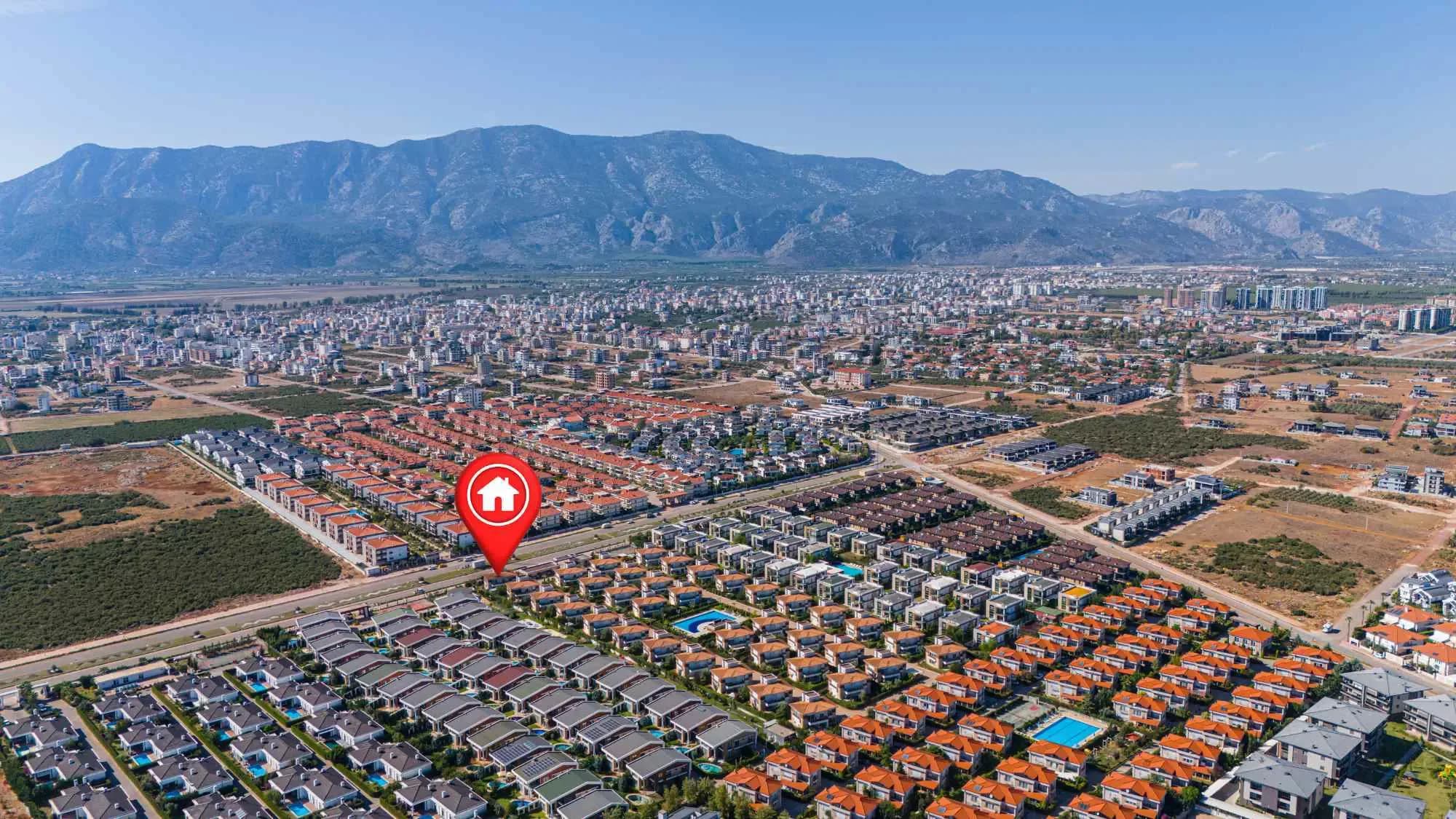 Döşemealtı'nda Full Eşyalı Kiralık 4+1 Site İçi Müstakil Villa fotoğraf 66