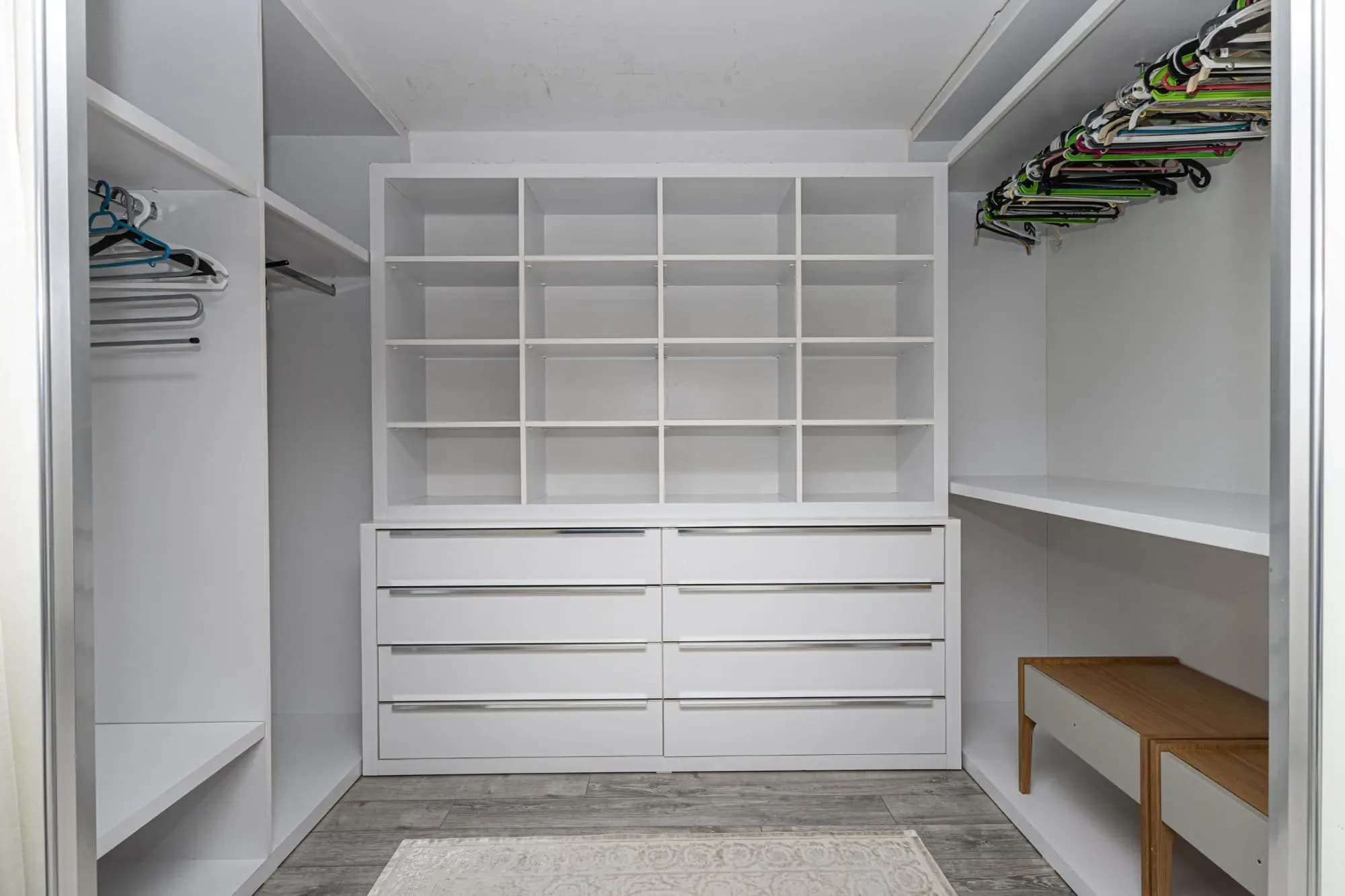 Döşemealtı'nda Full Eşyalı Kiralık 4+1 Site İçi Müstakil Villa fotoğraf 33