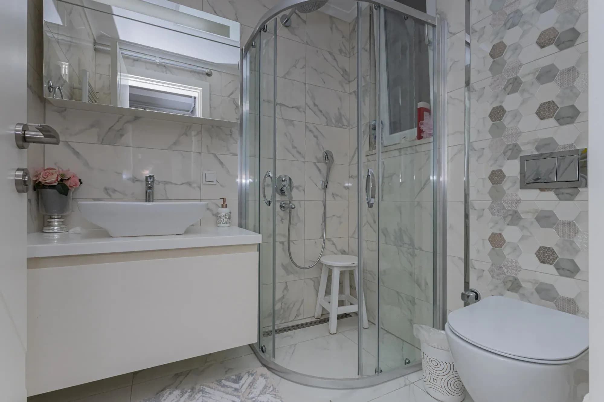 Döşemealtı'nda Full Eşyalı Kiralık 4+1 Site İçi Müstakil Villa fotoğraf 24