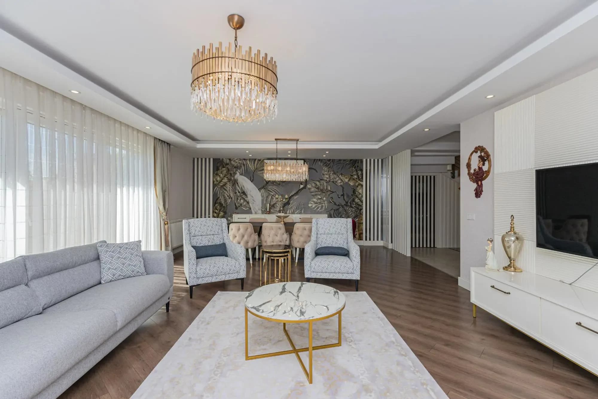 Döşemealtı'nda Full Eşyalı Kiralık 4+1 Site İçi Müstakil Villa fotoğraf 6